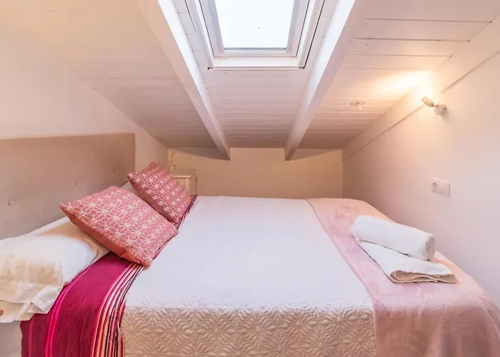 Atico Con Encanto En El Mismo Centro De La Ciudad